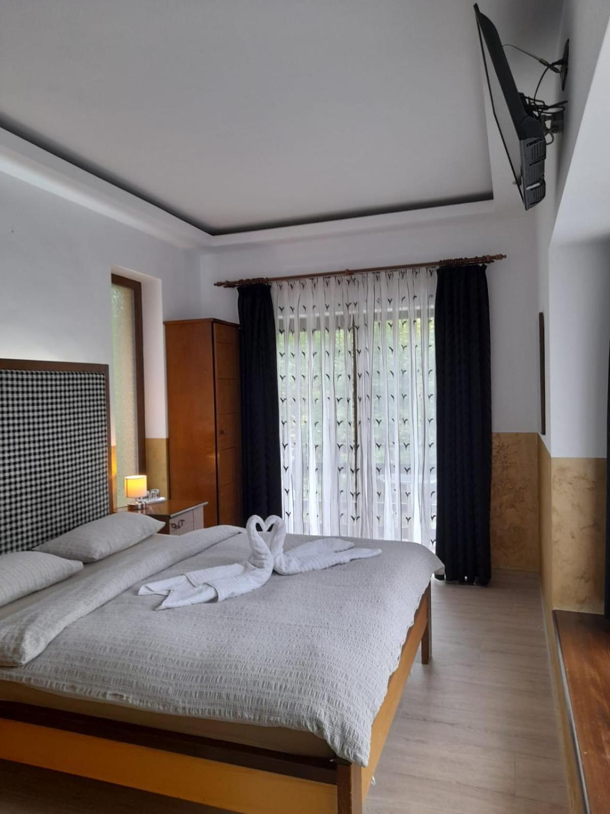 Montana Otel Sucevita Dış mekan fotoğraf
