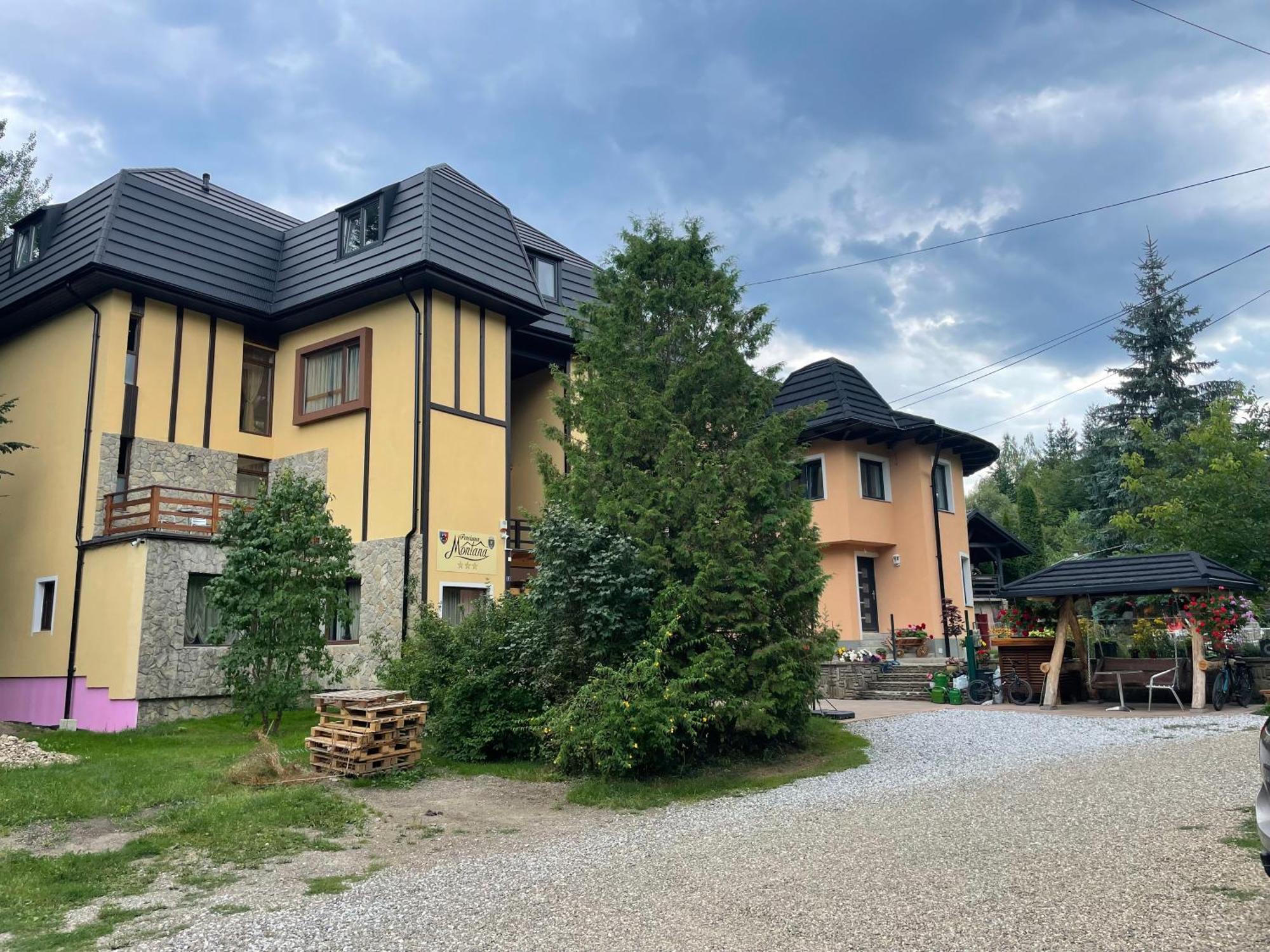 Montana Otel Sucevita Dış mekan fotoğraf